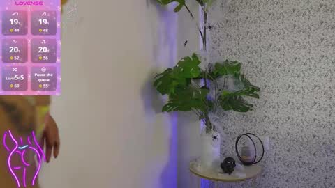 Ada Blue online show from October 23, 3:56 am