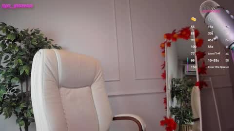 Adalyn online show from October 29, 5:15 pm