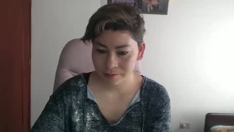 Snapshot of adan_romanoff chatting on September 13, 3:09 pm adan_romanoff online show from September 13, 3:09 pm