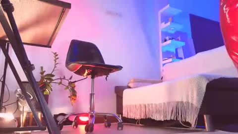 ADDICTION online show from March 1, 5:09 am