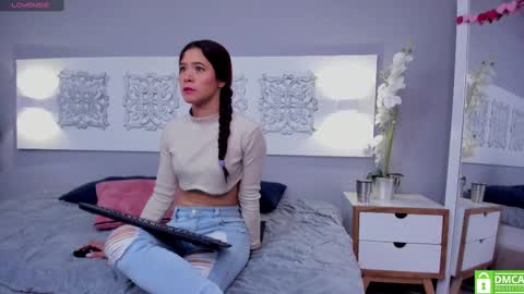 Snapshot of adelaa_11 chatting on February 19, 12:22 pm Adela Worsth online show from February 19, 12:22 pm