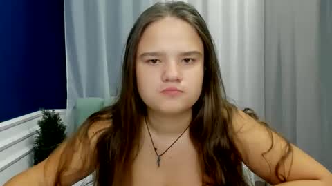 adelecruzz online show from October 9, 12:09 pm