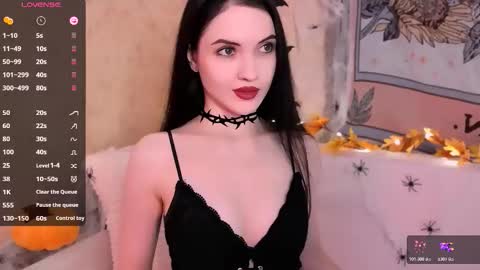 Snapshot of adelina999 chatting on October 26, 3:24 am Adelina online show from October 26, 3:24 am