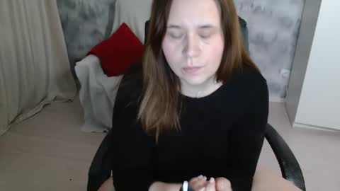 adelinalawson online show from February 11, 1:56 pm