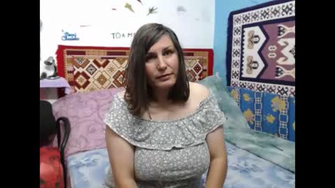 Snapshot of adelineblueeyes chatting on September 10, 4:45 am Larisa online show from September 10, 4:45 am