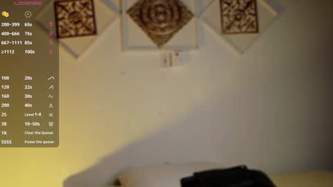 Snapshot of adelineevanss chatting on February 4, 4:05 am adeline online show from February 4, 4:05 am