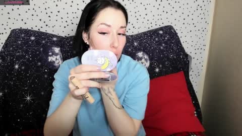 Adel online show from February 2, 1:45 am