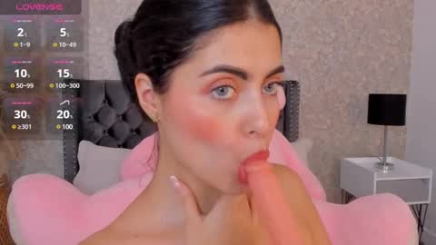 Snapshot of adhara_black01 chatting on February 14, 1:18 pm Adhara online show from February 14, 1:18 pm