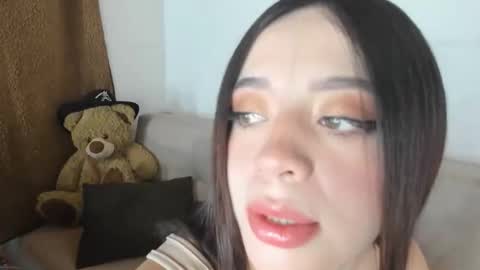 Snapshot of adhara_f chatting on October 8, 10:30 am AdaraForest online show from October 8, 10:30 am
