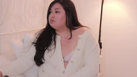 Snapshot of adia_ chatting on February 19, 4:44 am adia_ online show from February 19, 4:44 am