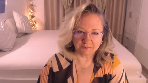 Cryna online show from February 4, 5:21 am