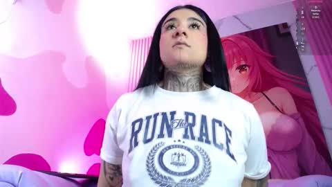 adri_tatto_ online show from February 17, 7:24 pm