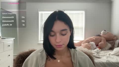 Snapshot of adriannarodriguez chatting on October 15, 5:37 pm Adrianna  online show from October 15, 5:37 pm