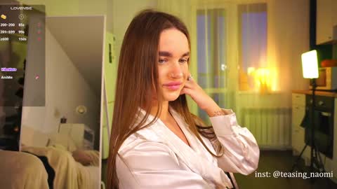Snapshot of aesthetics__tease chatting on January 17, 2:29 am aesthetics__tease online show from January 17, 2:29 am