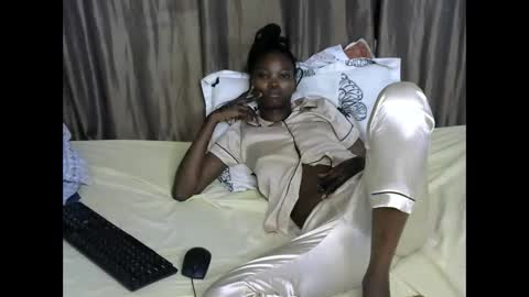 africana_slimqueen online show from June 5, 9:32 pm