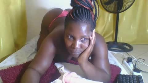 Snapshot of africanbeauty4 chatting on September 25, 3:00 pm ELIZABETH online show from September 25, 3:00 pm