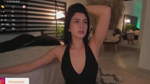 Snapshot of afrodita__25 chatting on February 11, 11:01 pm Emma online show from February 11, 11:01 pm