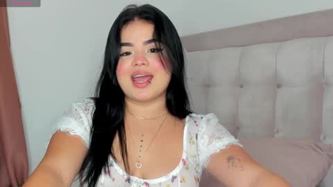 Snapshot of afrodita_grek chatting on January 30, 6:03 am Vanessa online show from January 30, 6:03 am