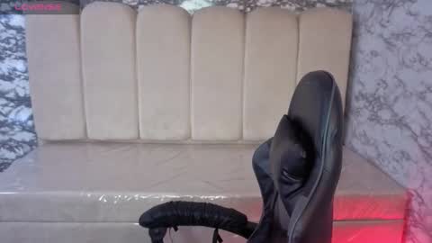 afrodita_wild_v online show from December 15, 8:14 pm