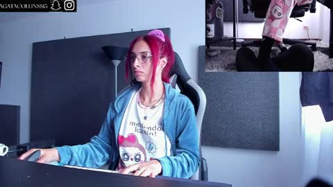 Agata Collinss online show from April 17, 3:47 pm