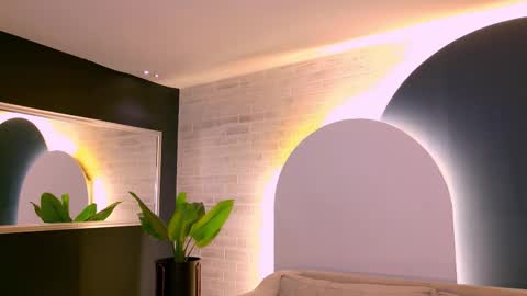 Agatha online show from November 15, 8:54 pm