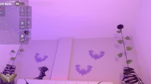 Snapshot of ahri_roux chatting on October 17, 4:48 am ahry online show from October 17, 4:48 am