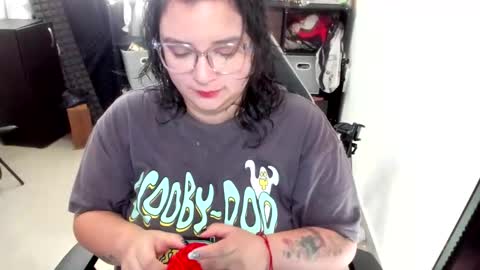 Catalina online show from November 1, 1:15 pm