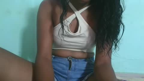 aimeamour online show from February 1, 6:00 am