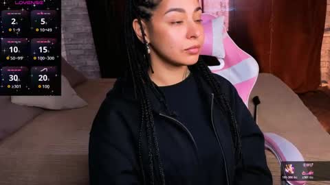 Aisha online show from April 1, 8:37 am