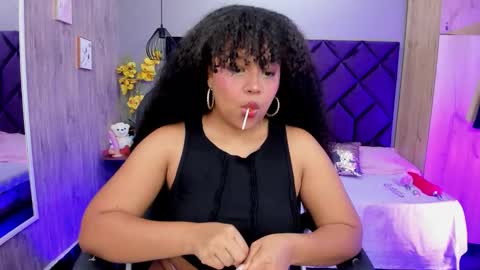 Aisha  online show from November 12, 9:02 pm