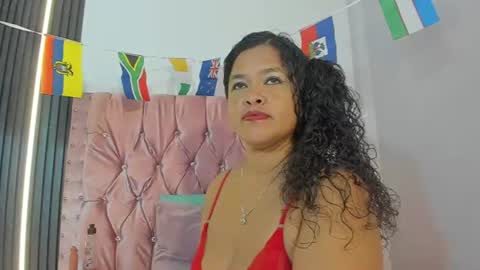 AISHA  MOORE online show from June 26, 7:59 pm