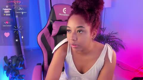 Aisha online show from March 4, 6:50 pm