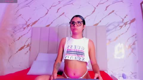 aiyla_turkmen_ online show from June 12, 12:13 pm