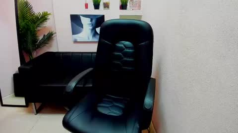 akaheby online show from December 28, 2:10 pm