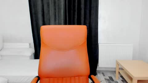 AKIRA online show from December 8, 8:25 pm