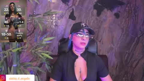 ALAHIA online show from February 7, 6:34 pm