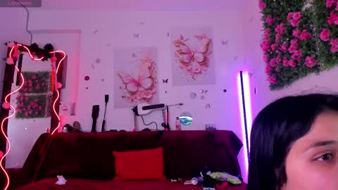 Snapshot of alaia_asuka chatting on October 12, 9:06 pm Alaia online show from October 12, 9:06 pm
