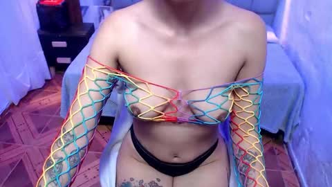alaia_blue1 online show from October 25, 5:31 pm