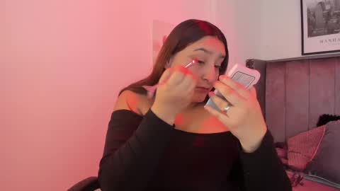 Snapshot of alaia_carter chatting on September 24, 3:16 am Alaia Carter online show from September 24, 3:16 am