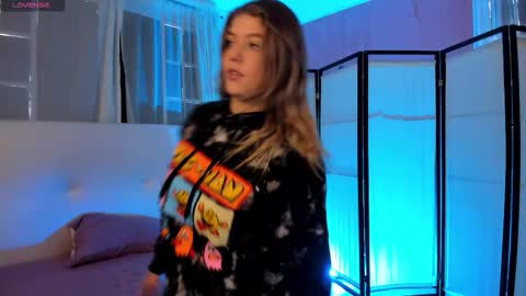 Alaia online show from January 14, 12:54 pm