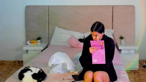             online show from October 11, 6:10 pm