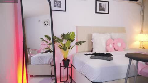 alana_ada online show from January 15, 3:12 am