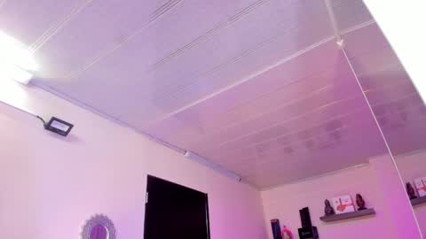 Snapshot of alana_madison chatting on February 24, 10:13 am Maeve online show from February 24, 10:13 am