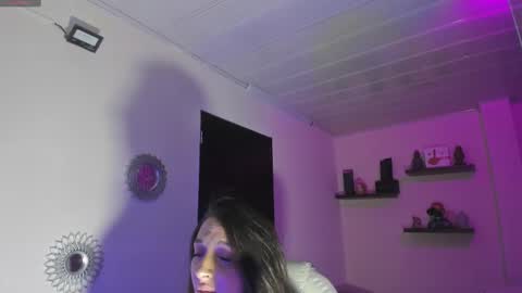 Snapshot of alana_madison chatting on March 12, 11:09 am Maeve online show from March 12, 11:09 am
