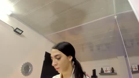 Snapshot of alana_madison chatting on February 28, 10:09 am Maeve online show from February 28, 10:09 am
