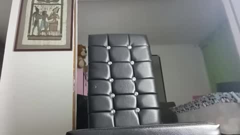 Snapshot of alana_stark chatting on October 27, 9:16 am isabella online show from October 27, 9:16 am