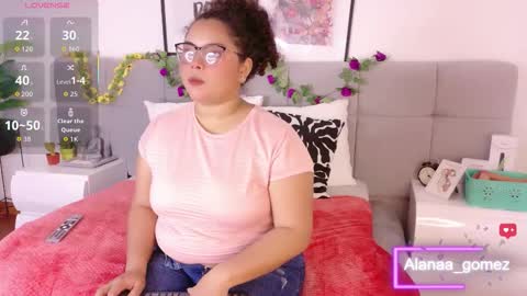Alanaa  online show from September 25, 12:15 pm