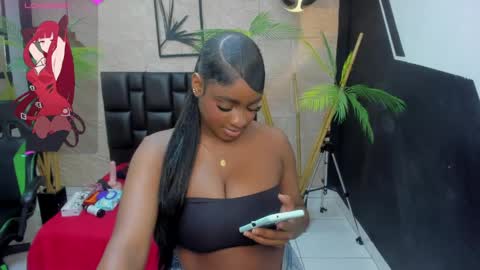Alanna online show from May 26, 1:32 pm
