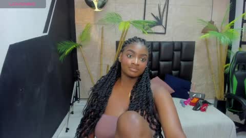 Alanna online show from April 29, 5:30 pm