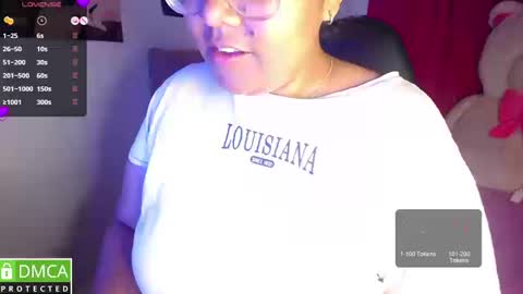 Snapshot of alanna_brunette chatting on September 23, 3:15 am lanna online show from September 23, 3:15 am